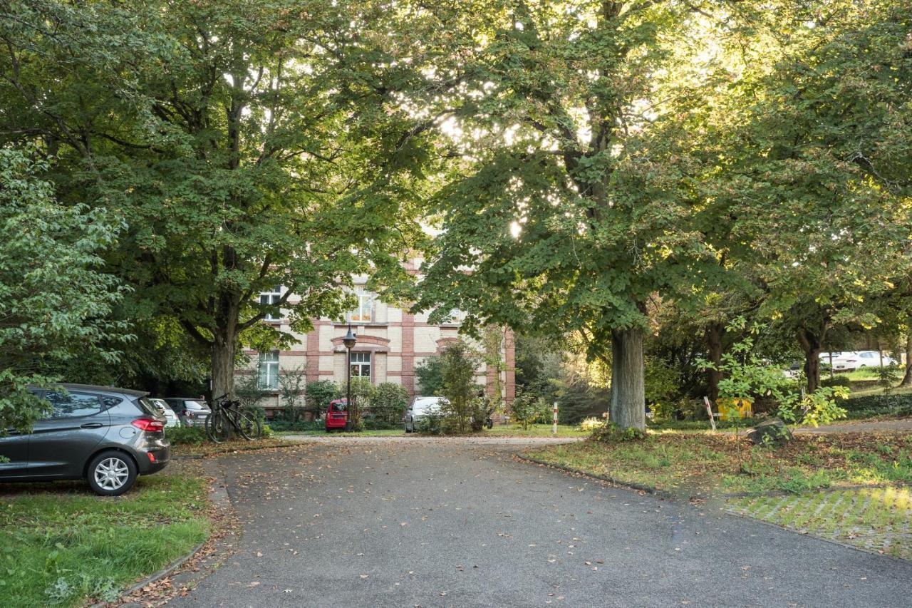 Schwarzlins Loftraum - Stilvolles Apartment Mit Smart Tv, Netflix, Disney Plus, Schnellem Wlan, Parken, Nespresso Sankt Ingbert Exteriér fotografie