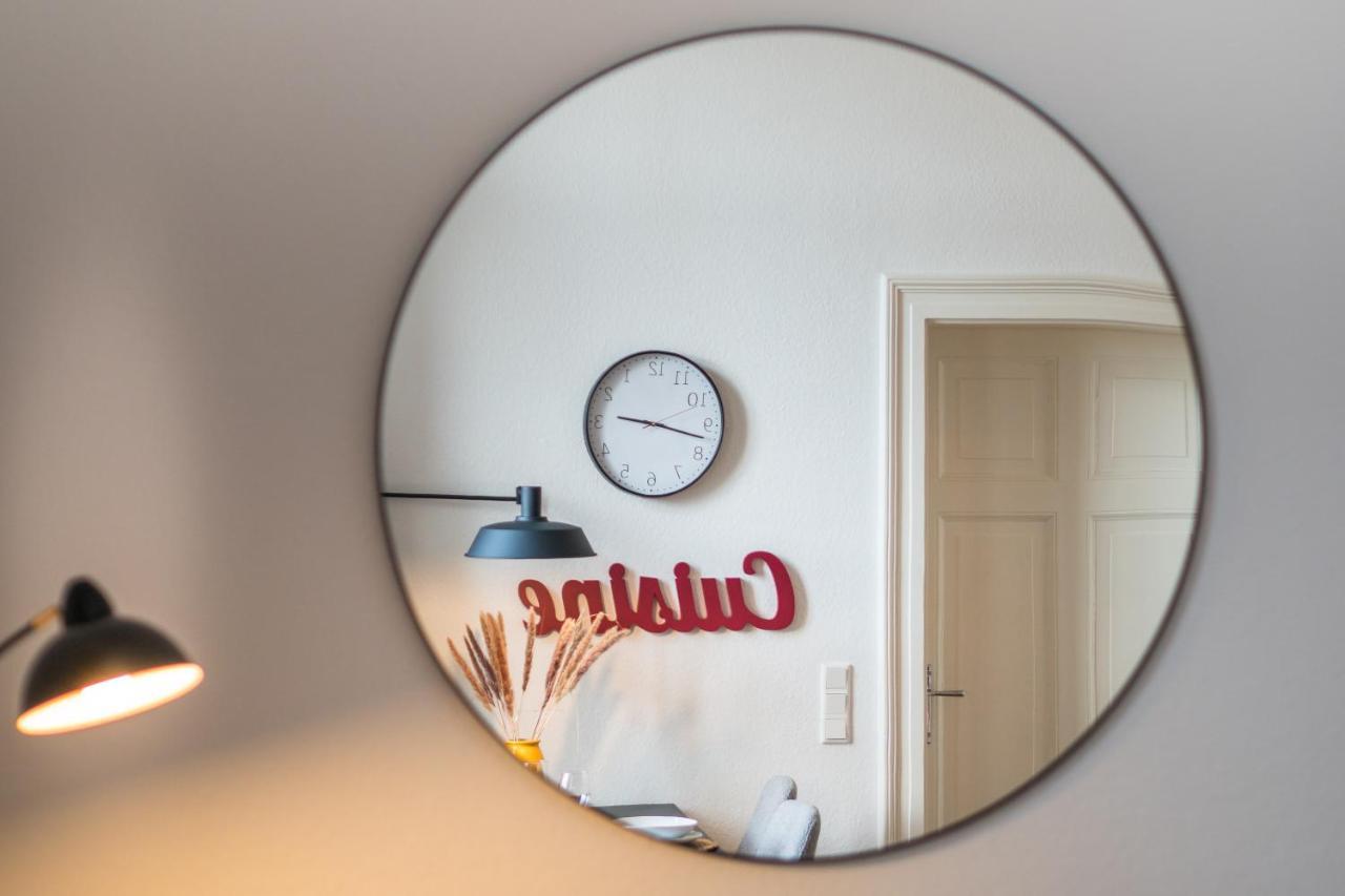 Schwarzlins Loftraum - Stilvolles Apartment Mit Smart Tv, Netflix, Disney Plus, Schnellem Wlan, Parken, Nespresso Sankt Ingbert Exteriér fotografie