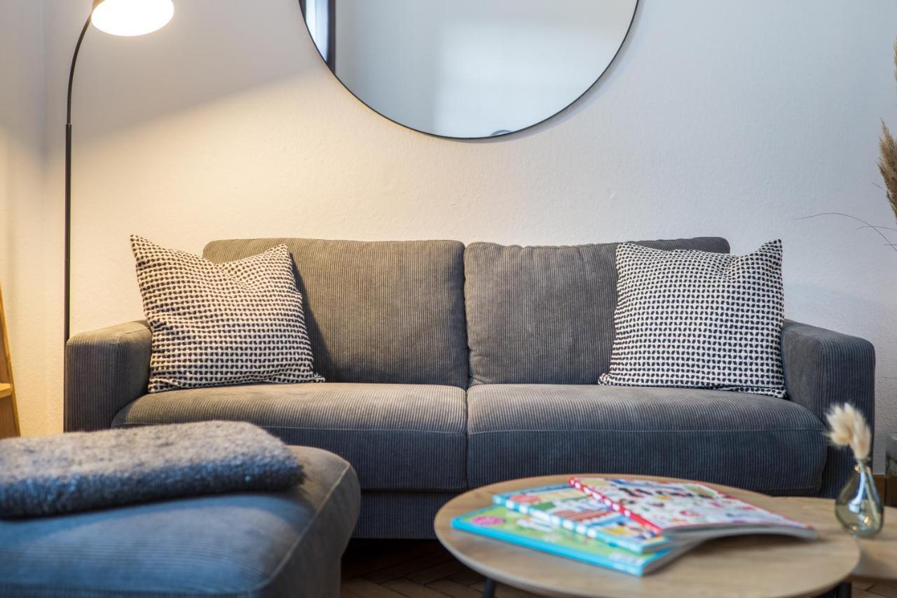 Schwarzlins Loftraum - Stilvolles Apartment Mit Smart Tv, Netflix, Disney Plus, Schnellem Wlan, Parken, Nespresso Sankt Ingbert Exteriér fotografie